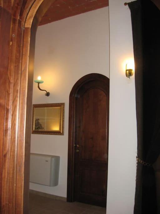 Vivilo Collection - Opera Teather Apartment - Very Central Rzym Zewnętrze zdjęcie